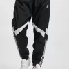 Adidas Originals Herren Jogginghose Woven In Schwarz