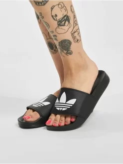 Adidas Originals Sandalen Adilette Lite In Schwarz