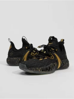 Herren Sneaker Basketball In Schwarz