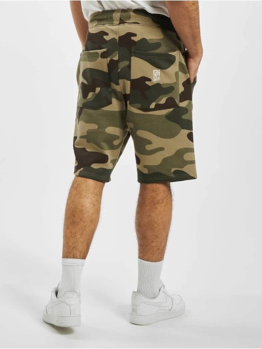 Herren Shorts Classic In Camouflage 2 Herren Shorts Classic In Camouflage – Bild 2