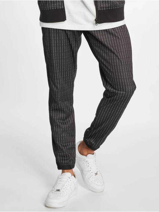 Mister Tee Herren Jogginghose Fuckyou In Schwarz 1 Mister Tee Herren Jogginghose Fuckyou In Schwarz