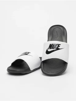 Nike Herren Sandalen Victori One Slide In Schwarz