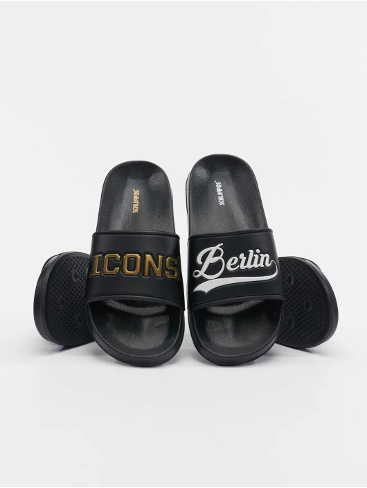 Sandalen Slides 3 In Schwarz 1 Sandalen Slides 3 In Schwarz