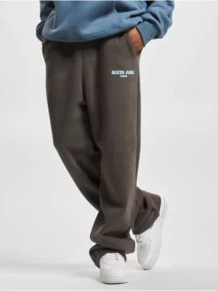 SIXTH JUNE Herren Jogginghose Retro Printed In Schwarz