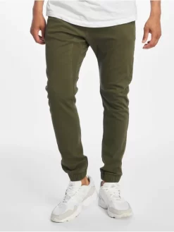 Southpole Herren Chino Stretch In Olive