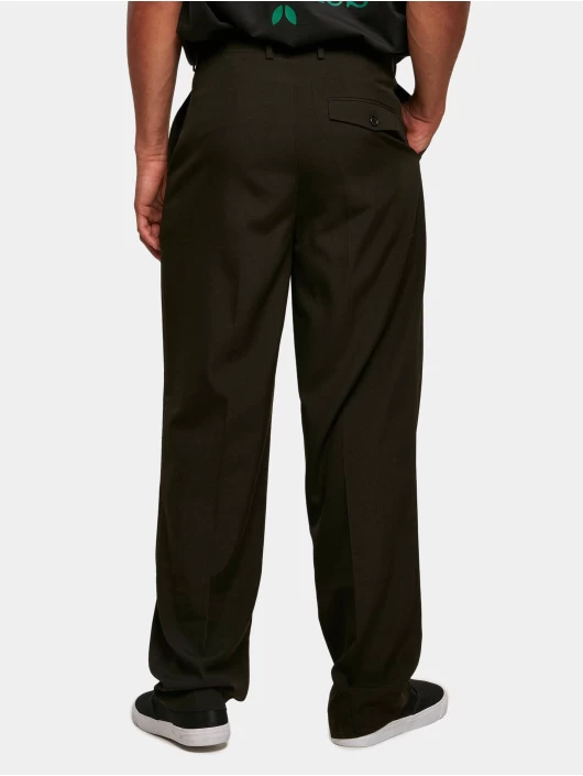 URBAN CLASSICS Herren Chino Straight Pleat-Front In Schwarz 2 URBAN CLASSICS Herren Chino Straight Pleat-Front In Schwarz – Bild 2