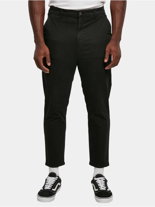 URBAN CLASSICS Herren Chino Cropped In Schwarz 1 URBAN CLASSICS Herren Chino Cropped In Schwarz
