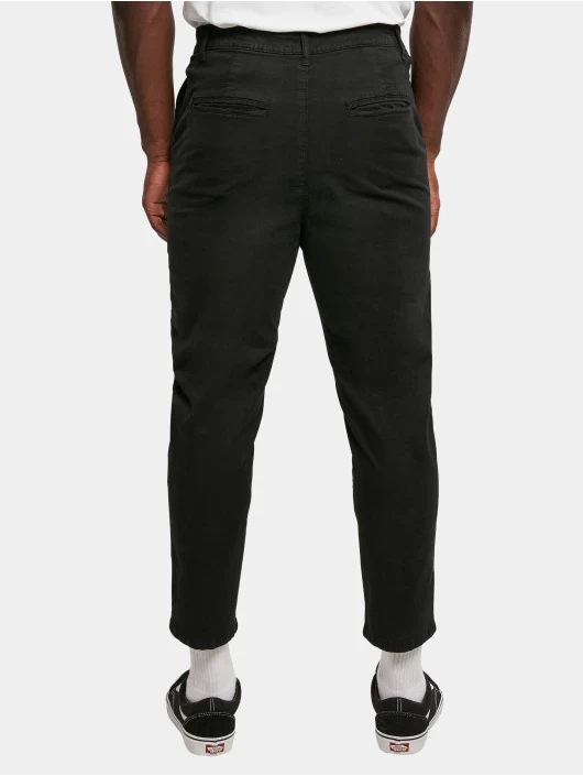 URBAN CLASSICS Herren Chino Cropped In Schwarz 2 URBAN CLASSICS Herren Chino Cropped In Schwarz – Bild 2