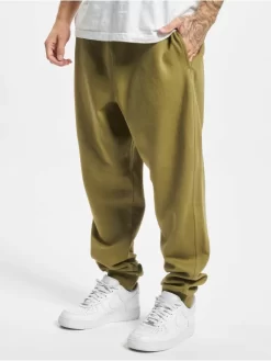 URBAN CLASSICS Herren Jogginghose Basic In Olive